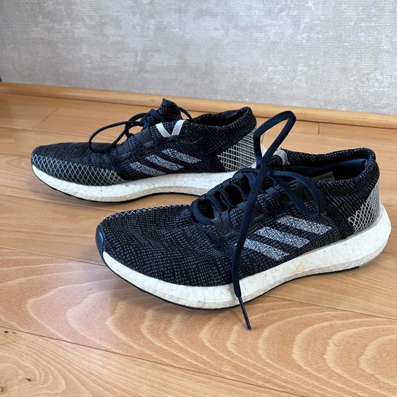 Black Superboost sneakers - Picture 2 of 6